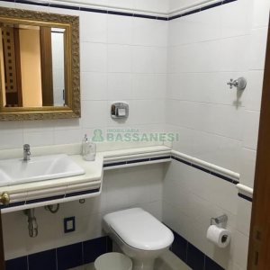 Sala com 116m², 1 vaga, no bairro São Pelegrino em Caxias do Sul para Comprar