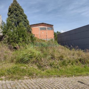 Terreno com 360m², no bairro Sanvitto em Caxias do Sul para Comprar