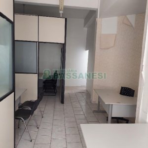 Loja Mobiliada com 160m², no bairro Pio X em Caxias do Sul para Alugar