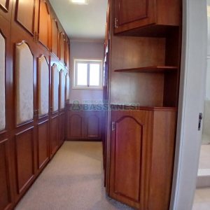 Casa Mobiliada com 611m², 4 dormitórios, 3 vagas, no bairro Petrópolis em Caxias do Sul para Alugar