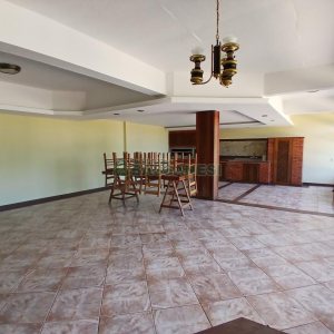 Casa Mobiliada com 611m², 4 dormitórios, 3 vagas, no bairro Petrópolis em Caxias do Sul para Alugar