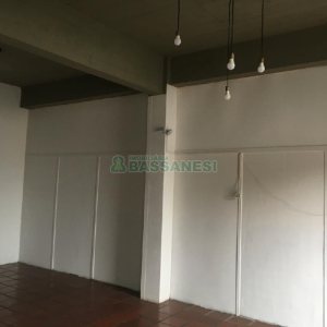 Casa Comercial com 50m², no bairro Santa Corona em Caxias do Sul para Alugar