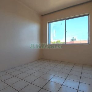 Apartamento com 78m², 3 dormitórios, 1 vaga, no bairro Rio Branco em Caxias do Sul para Alugar
