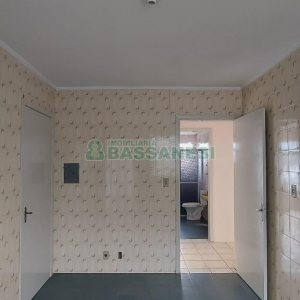 Apartamento com 78m², 3 dormitórios, 1 vaga, no bairro Rio Branco em Caxias do Sul para Alugar