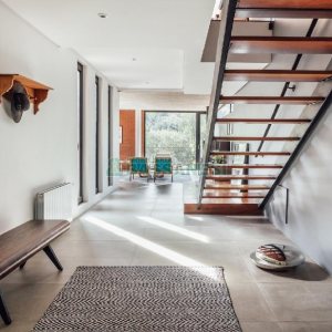 Casa com 484m², 3 dormitórios, 2 vagas, no bairro Linha 40 em Caxias do Sul para Comprar