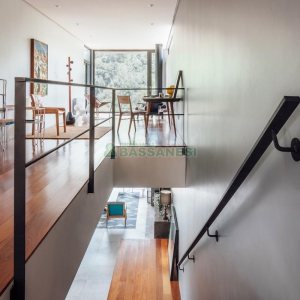 Casa com 484m², 3 dormitórios, 2 vagas, no bairro Linha 40 em Caxias do Sul para Comprar