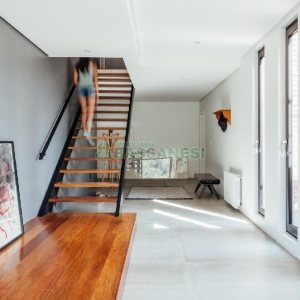 Casa com 484m², 3 dormitórios, 2 vagas, no bairro Linha 40 em Caxias do Sul para Comprar