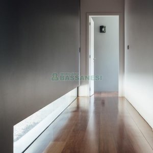 Casa com 484m², 3 dormitórios, 2 vagas, no bairro Linha 40 em Caxias do Sul para Comprar