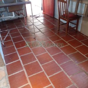 Casa com 236m², 3 dormitórios, 1 vaga, no bairro Santa Corona em Caxias do Sul para Comprar