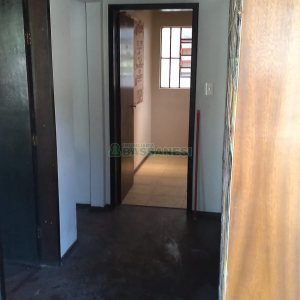 Casa com 236m², 3 dormitórios, 1 vaga, no bairro Santa Corona em Caxias do Sul para Comprar