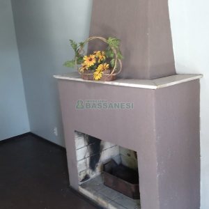 Casa com 236m², 3 dormitórios, 1 vaga, no bairro Santa Corona em Caxias do Sul para Comprar