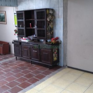 Casa com 236m², 3 dormitórios, 1 vaga, no bairro Santa Corona em Caxias do Sul para Comprar