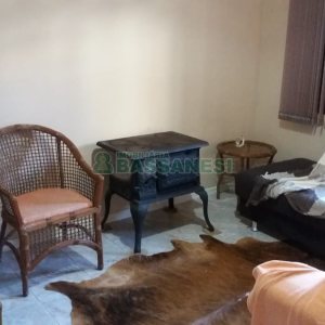 Casa com 320m², 3 dormitórios, 2 vagas, no bairro Vinhedos em Caxias do Sul para Comprar