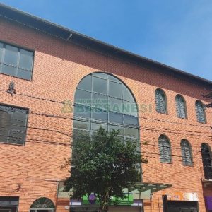 Predio com 709m², no bairro São Pelegrino em Caxias do Sul para Alugar