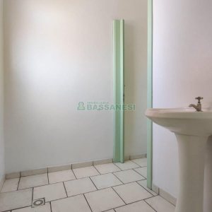 Predio com 709m², no bairro São Pelegrino em Caxias do Sul para Alugar