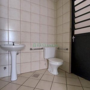 Predio com 709m², no bairro São Pelegrino em Caxias do Sul para Alugar