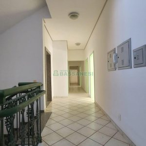 Predio com 709m², no bairro São Pelegrino em Caxias do Sul para Alugar