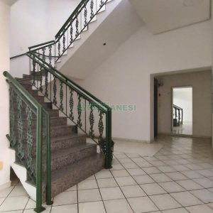 Predio com 709m², no bairro São Pelegrino em Caxias do Sul para Alugar