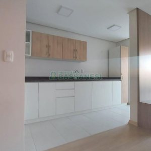 Apto Mobiliado com 60m², 1 dormitório, 1 vaga, no bairro Rio Branco em Caxias do Sul para Alugar
