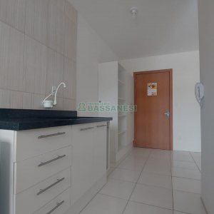 Apartamento com 58m², 2 dormitórios, 1 vaga, no bairro São Caetano em Caxias do Sul para Comprar