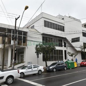 Loja com 2287m², no bairro Centro em Caxias do Sul para Alugar