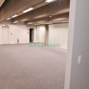 Loja com 2287m², no bairro Centro em Caxias do Sul para Alugar