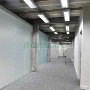 Loja com 2287m², no bairro Centro em Caxias do Sul para Alugar