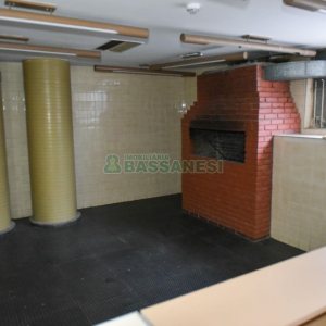 Loja com 2287m², no bairro Centro em Caxias do Sul para Alugar