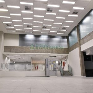 Loja com 2287m², no bairro Centro em Caxias do Sul para Alugar