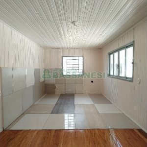 Casa com 82m², 3 dormitórios, 2 vagas, no bairro Lourdes em Caxias do Sul para Alugar