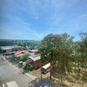 Apartamento com 89m², 2 dormitórios, 2 vagas, no bairro Sanvitto em Caxias do Sul para Comprar