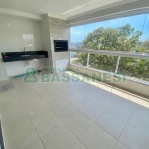 Apartamento com 89m², 2 dormitórios, 2 vagas, no bairro Sanvitto em Caxias do Sul para Comprar