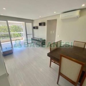 Apartamento com 89m², 2 dormitórios, 2 vagas, no bairro Sanvitto em Caxias do Sul para Comprar