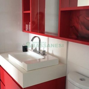 Apartamento com 108m², 3 dormitórios, 2 vagas, no bairro Medianeira em Caxias do Sul para Comprar