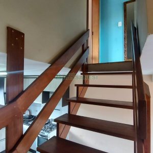 Sobrado com 85m², 2 dormitórios, 2 vagas, no bairro Salgado Filho em Caxias do Sul para Comprar