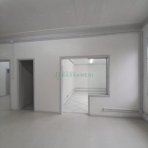 Casa Comercial com 200m², no bairro Centro em Caxias do Sul para Alugar