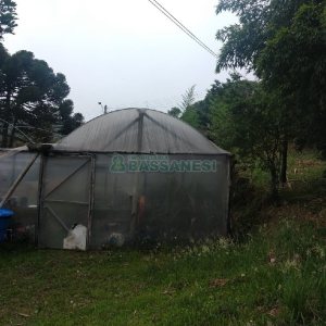 Chácara com 200m², 3 dormitórios, 1 vaga, no bairro Ana Rech em Caxias do Sul para Comprar