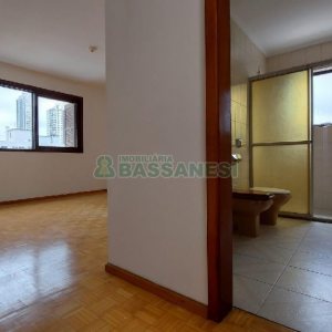 Apartamento com 130m², 3 dormitórios, 1 vaga, no bairro Lourdes em Caxias do Sul para Alugar