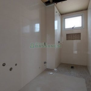 Apartamento com 115m², 2 dormitórios, 1 vaga, no bairro Madureira em Caxias do Sul para Comprar