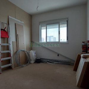 Apartamento com 115m², 2 dormitórios, 1 vaga, no bairro Madureira em Caxias do Sul para Comprar