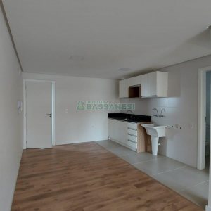 Apartamento com 48m², 1 dormitório, 1 vaga, no bairro Centro em Caxias do Sul para Alugar