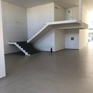 Loja com 260m², no bairro Centro em Caxias do Sul para Alugar