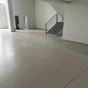 Loja com 260m², no bairro Centro em Caxias do Sul para Alugar
