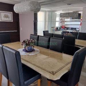 Apartamento com 186m², 3 dormitórios, 4 vagas, no bairro Pio X em Caxias do Sul para Comprar
