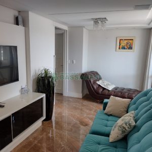 Apartamento com 186m², 3 dormitórios, 4 vagas, no bairro Pio X em Caxias do Sul para Comprar