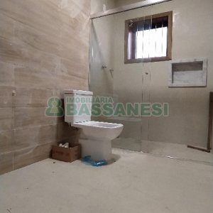 Casa com 185m², 3 dormitórios, 2 vagas, no bairro São Luiz em Caxias do Sul para Comprar