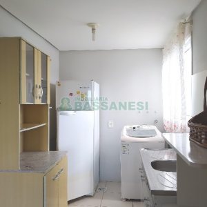 Apto Mobiliado com 52m², 2 dormitórios, 1 vaga, no bairro São Caetano em Caxias do Sul para Comprar