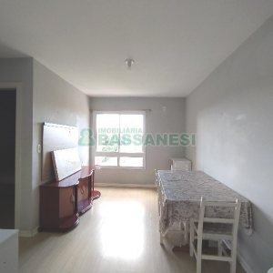 Apto Mobiliado com 52m², 2 dormitórios, 1 vaga, no bairro São Caetano em Caxias do Sul para Comprar