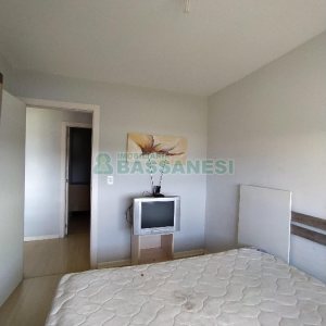 Apto Mobiliado com 52m², 2 dormitórios, 1 vaga, no bairro São Caetano em Caxias do Sul para Comprar