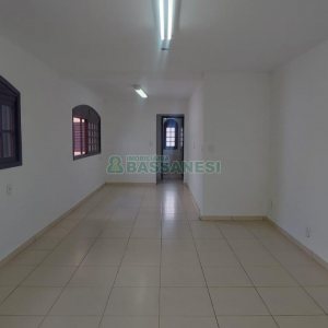 Loja com 110m², no bairro Jardim América em Caxias do Sul para Alugar